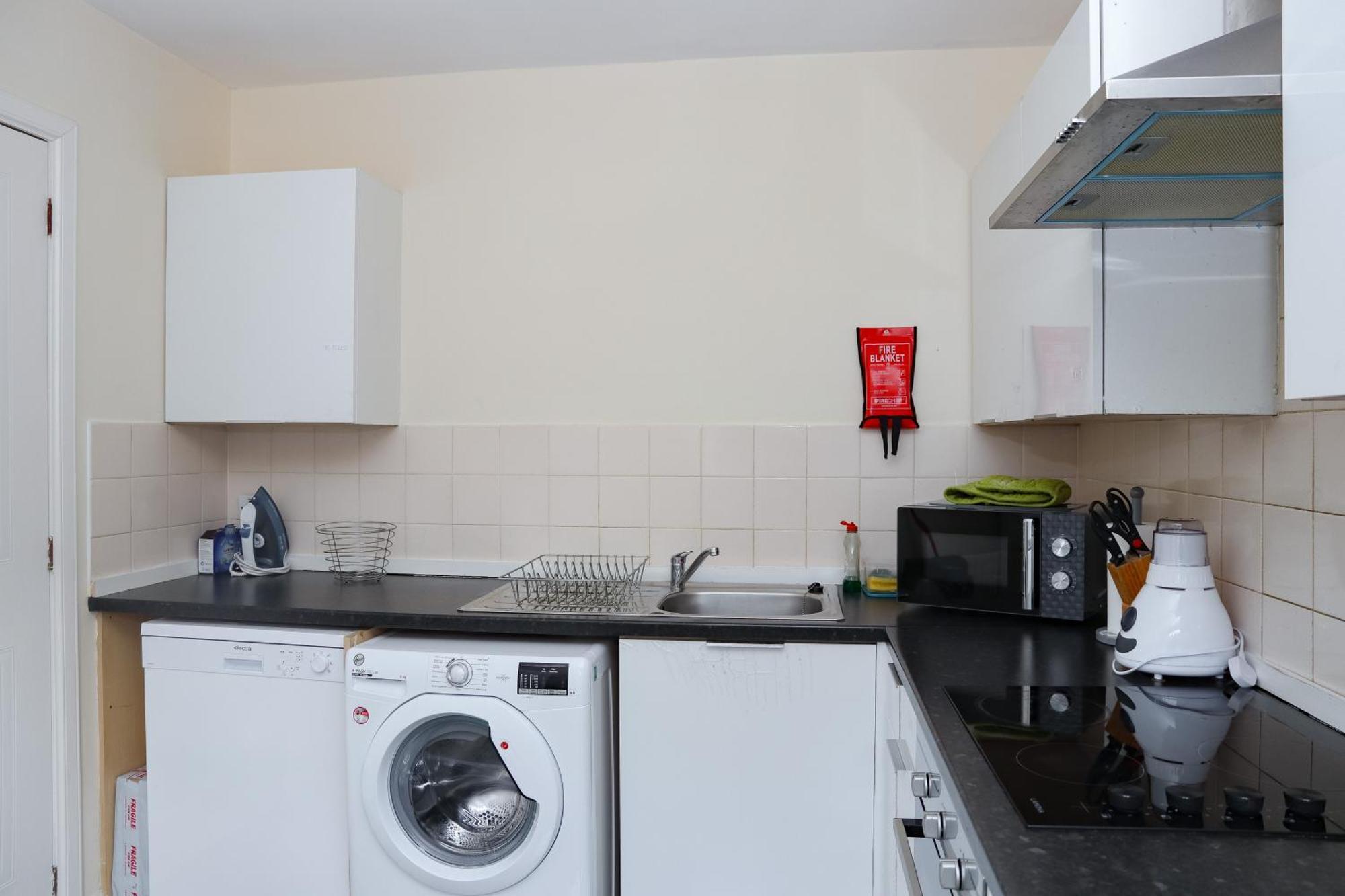 אברדין Charlotte Apartment מראה חיצוני תמונה
