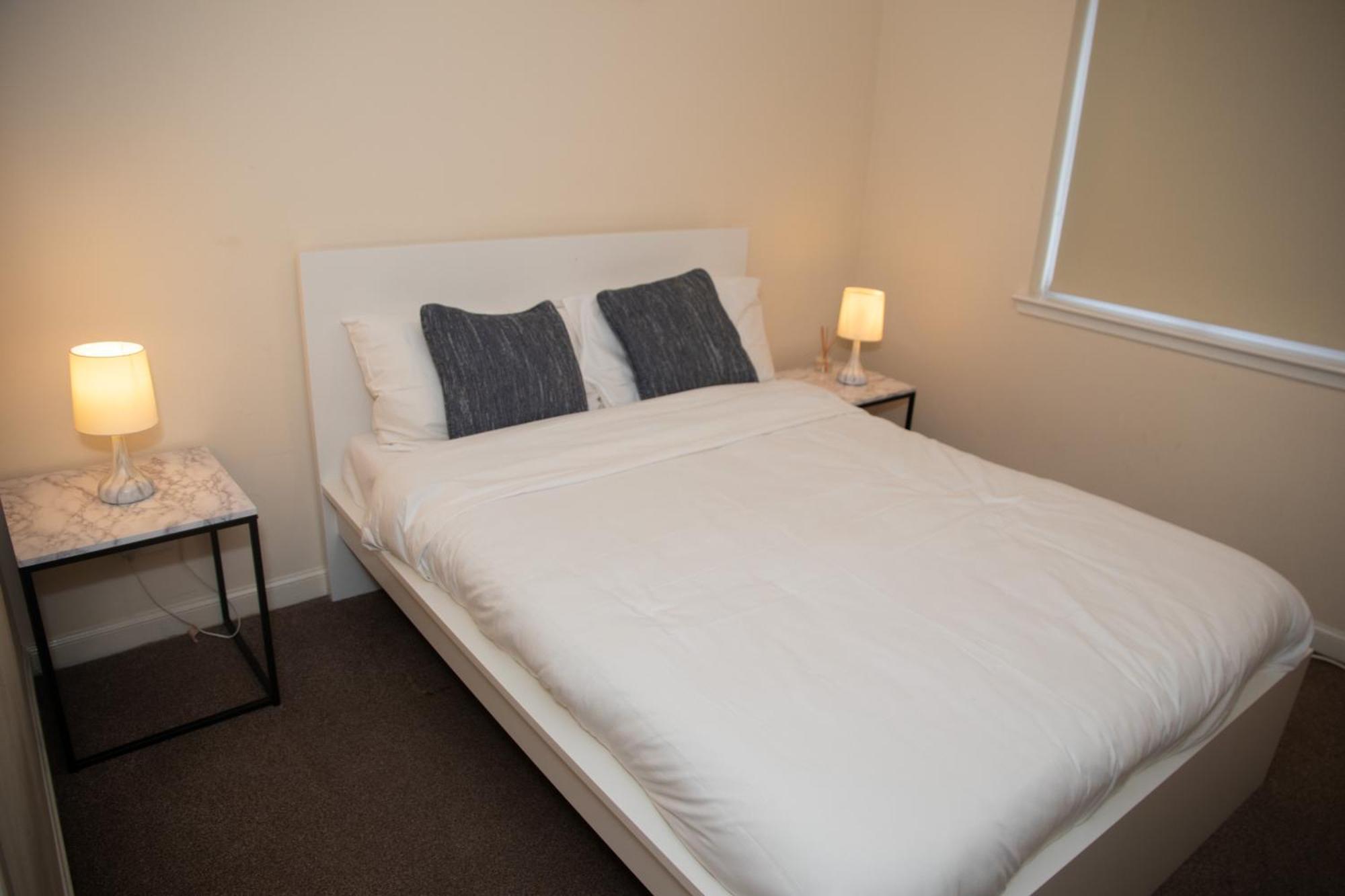 אברדין Charlotte Apartment מראה חיצוני תמונה